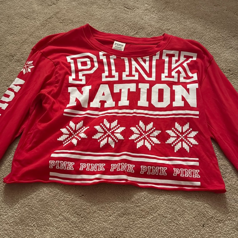 Pink red long sleeve cropped shirt